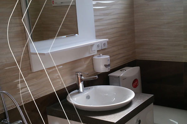 n5 bc54c8b97628dc8df5cbc92abc3ecf14 - Washroom